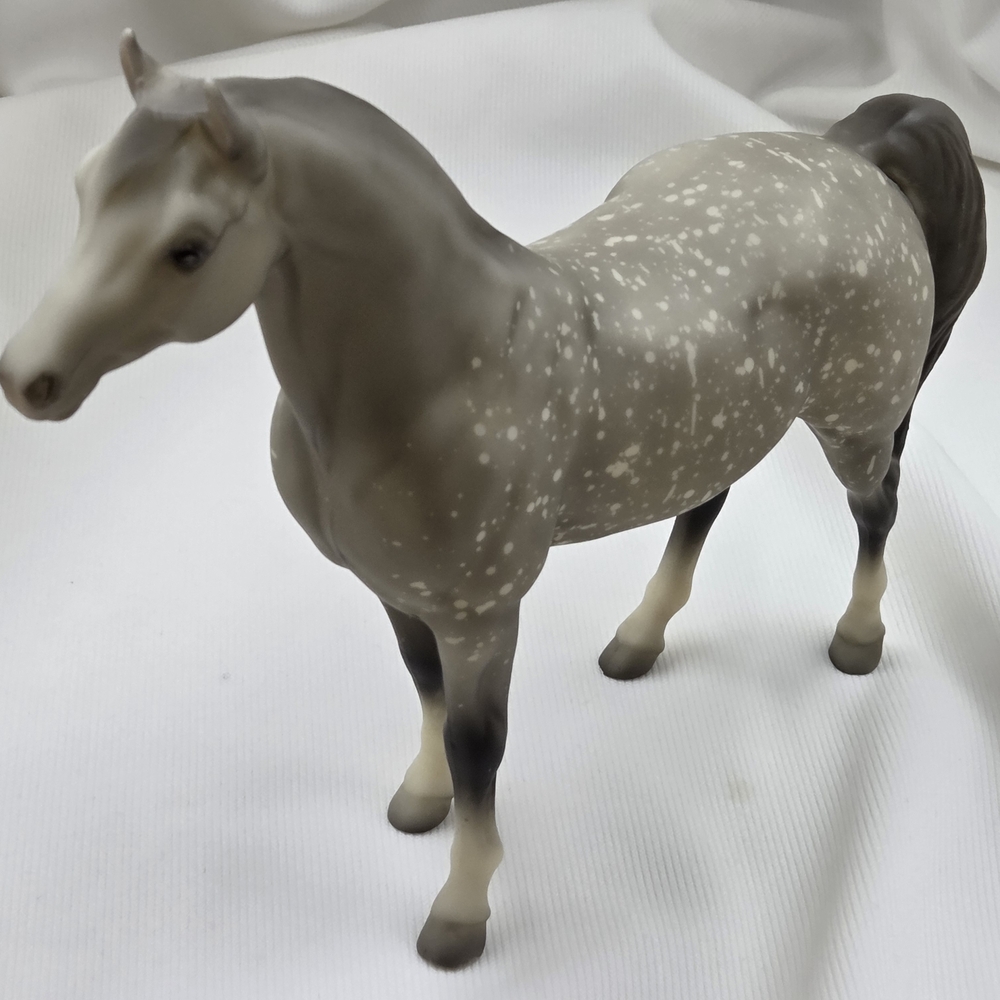 Vintage Elegant Gray Horse Figurine Aranian Mare Breyer